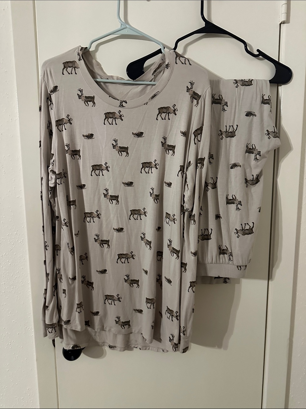 Kyte BABY Beige Deer Print Long Sleeve Pajama Set